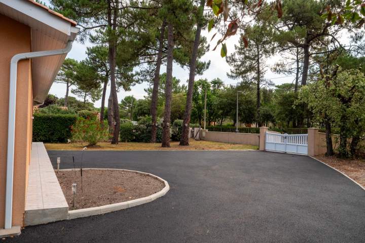 Aménagement parking Lesparre-Médoc